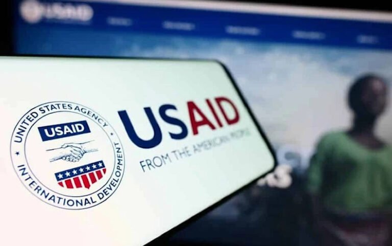 Gel de l’Aide US : L’Électrochoc qui Impose l’Autonomie Africaine